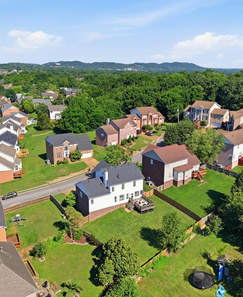1605 Braebury Circle Nashville TN 37211