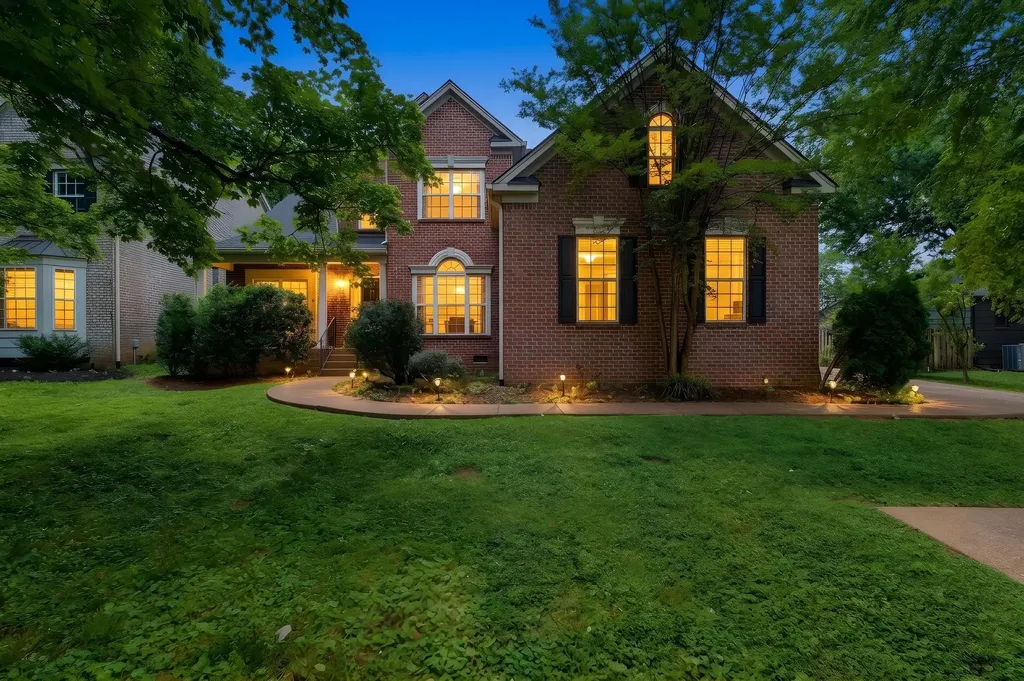 4131 Lealand Lane Nashville TN 37204