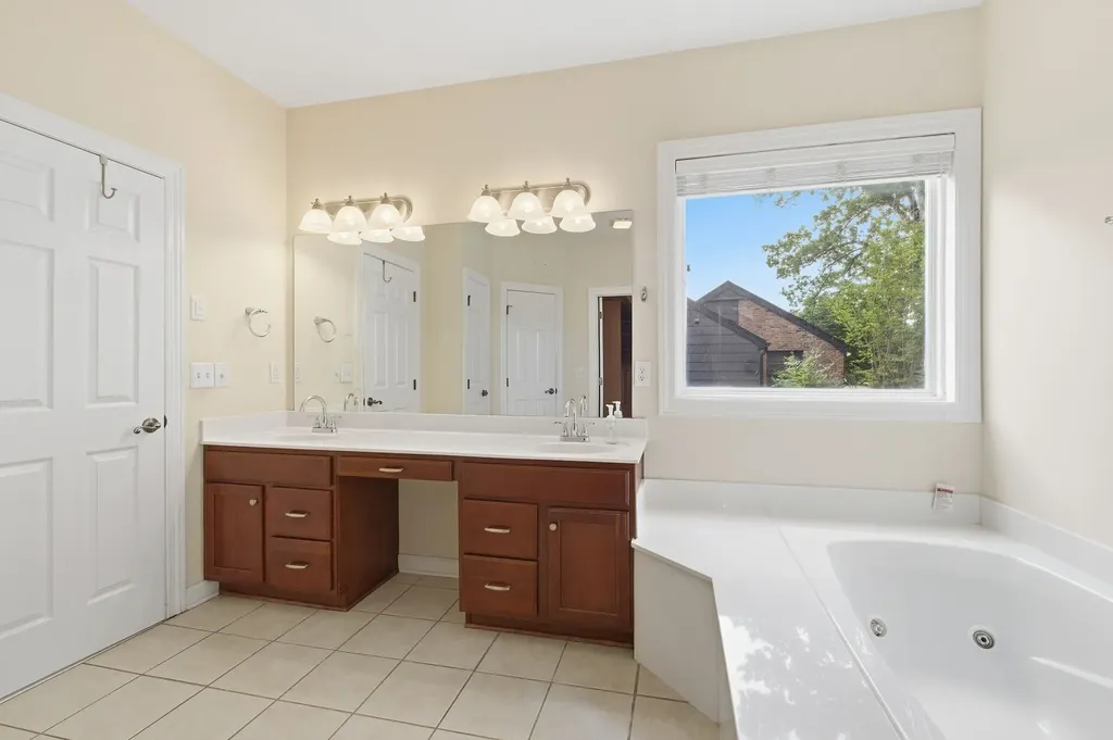 4131 Lealand Lane Nashville TN 37204