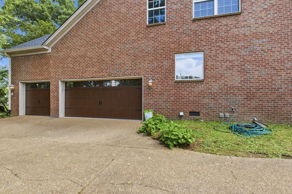 4131 Lealand Lane Nashville TN 37204