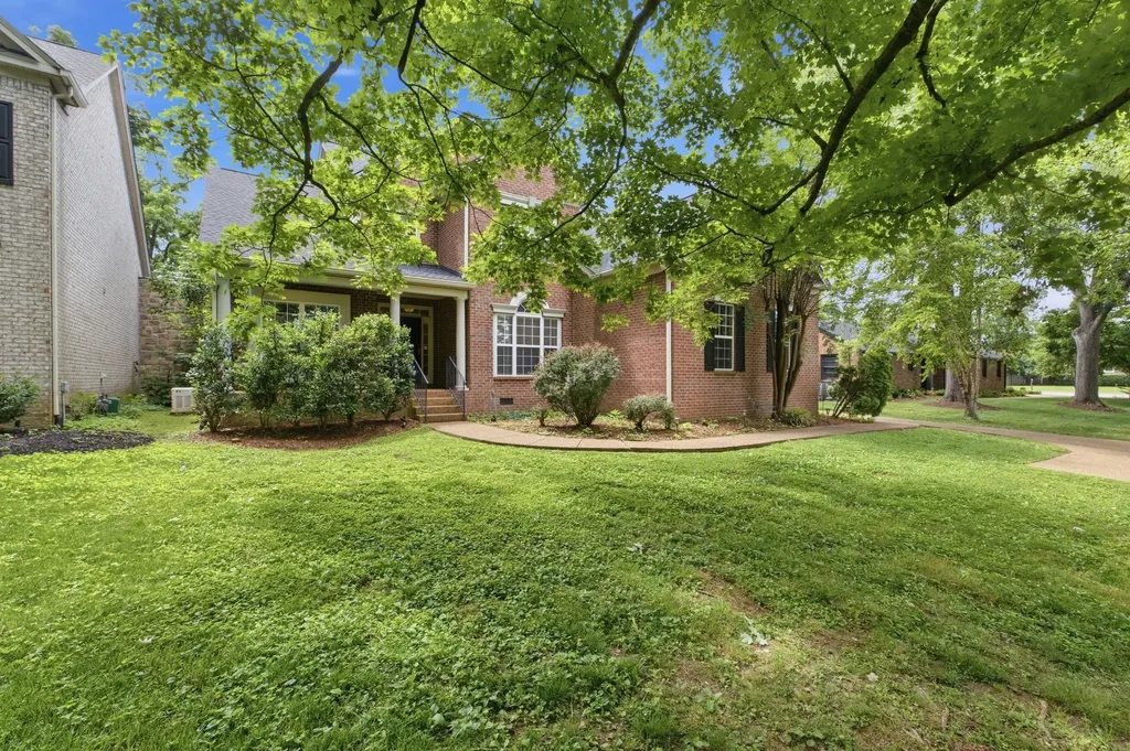 4131 Lealand Lane Nashville TN 37204