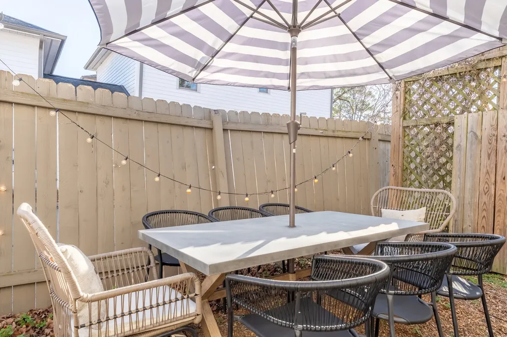 2116 Elliott Avenue Nashville TN 37204