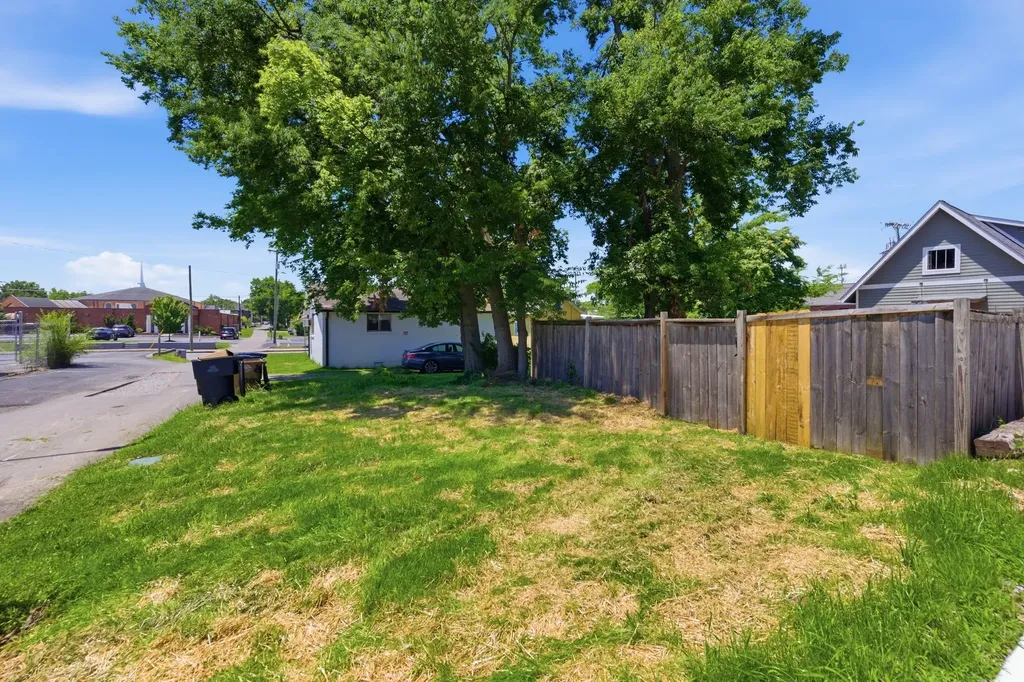 1223 Phillips Street Nashville TN 37208