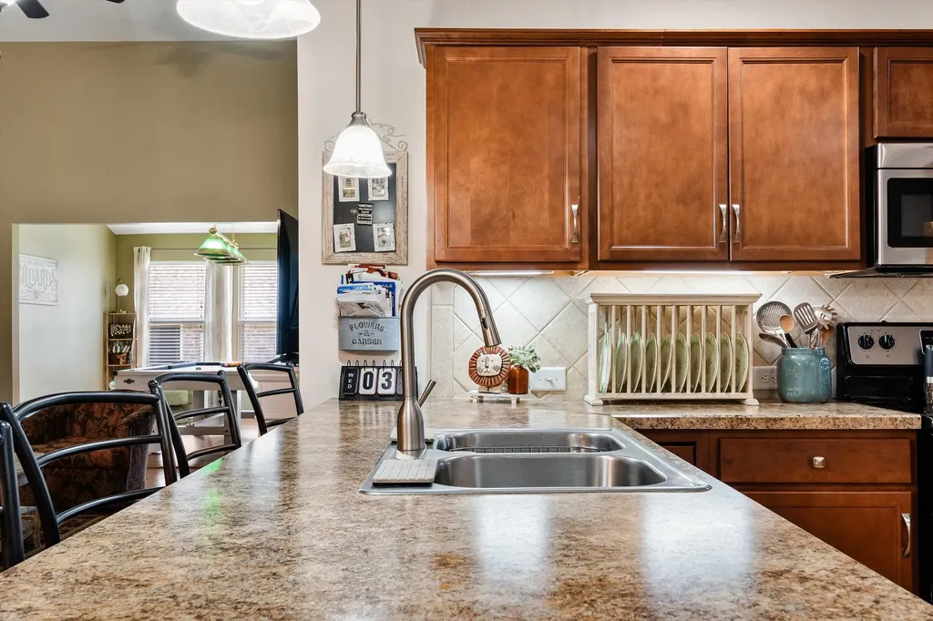 395 Devon Chase Hill Gallatin TN 37066