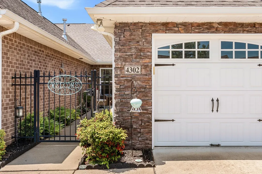 395 Devon Chase Hill Gallatin TN 37066