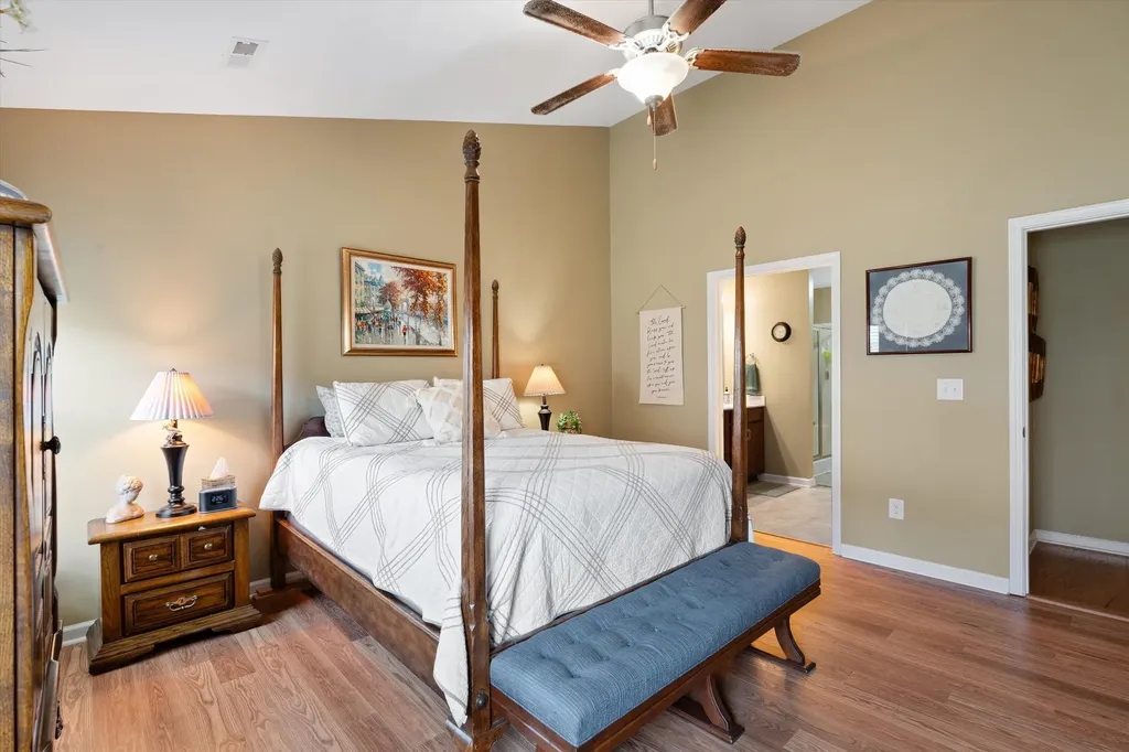 395 Devon Chase Hill Gallatin TN 37066
