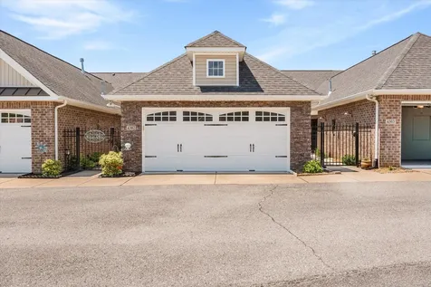 395 Devon Chase Hill Gallatin TN 37066