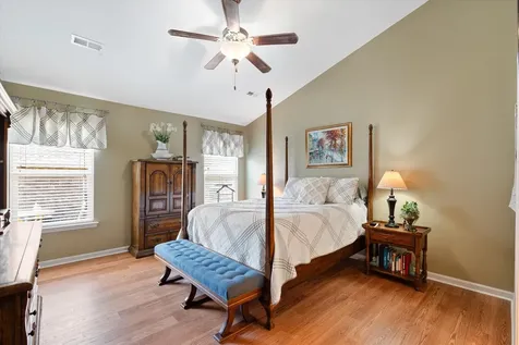 395 Devon Chase Hill Gallatin TN 37066