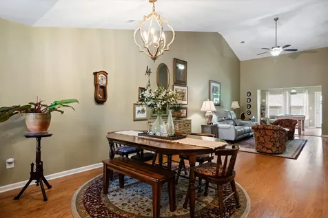 395 Devon Chase Hill Gallatin TN 37066