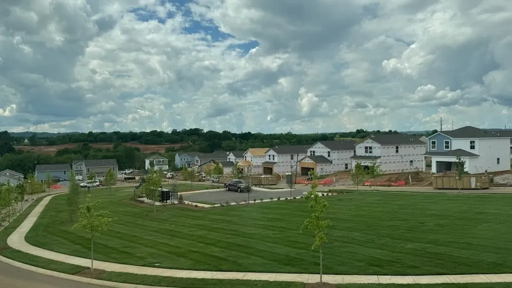 3282 Barrel Oak Pass Columbia TN 38401