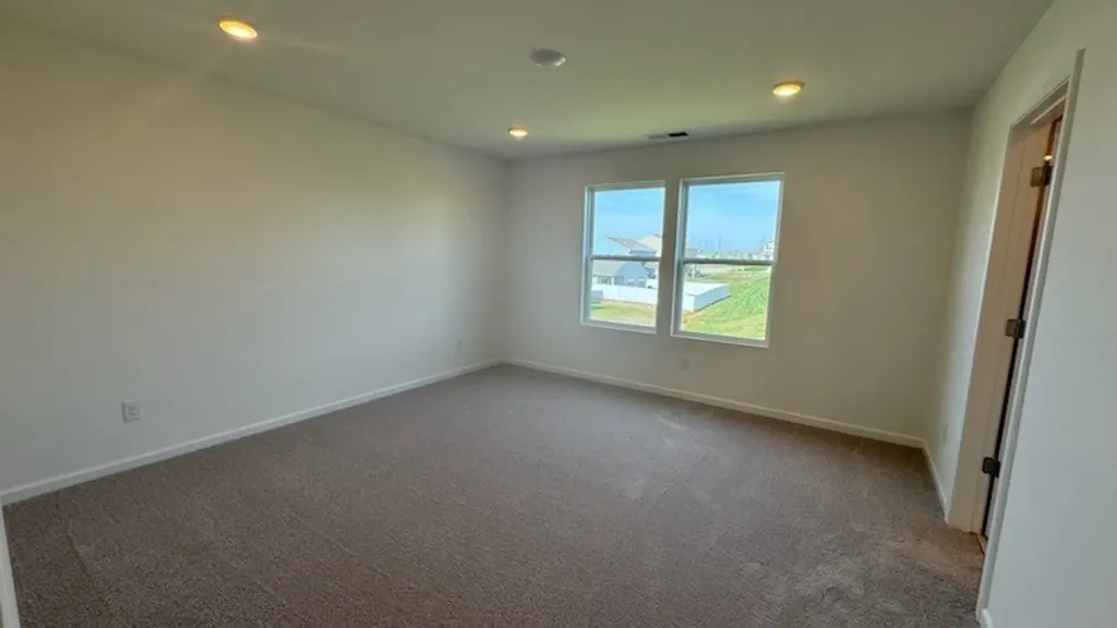 3282 Barrel Oak Pass Columbia TN 38401