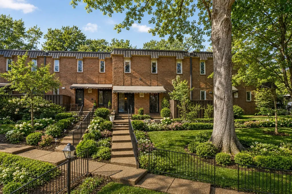 638 Timber Lane Nashville TN 37215