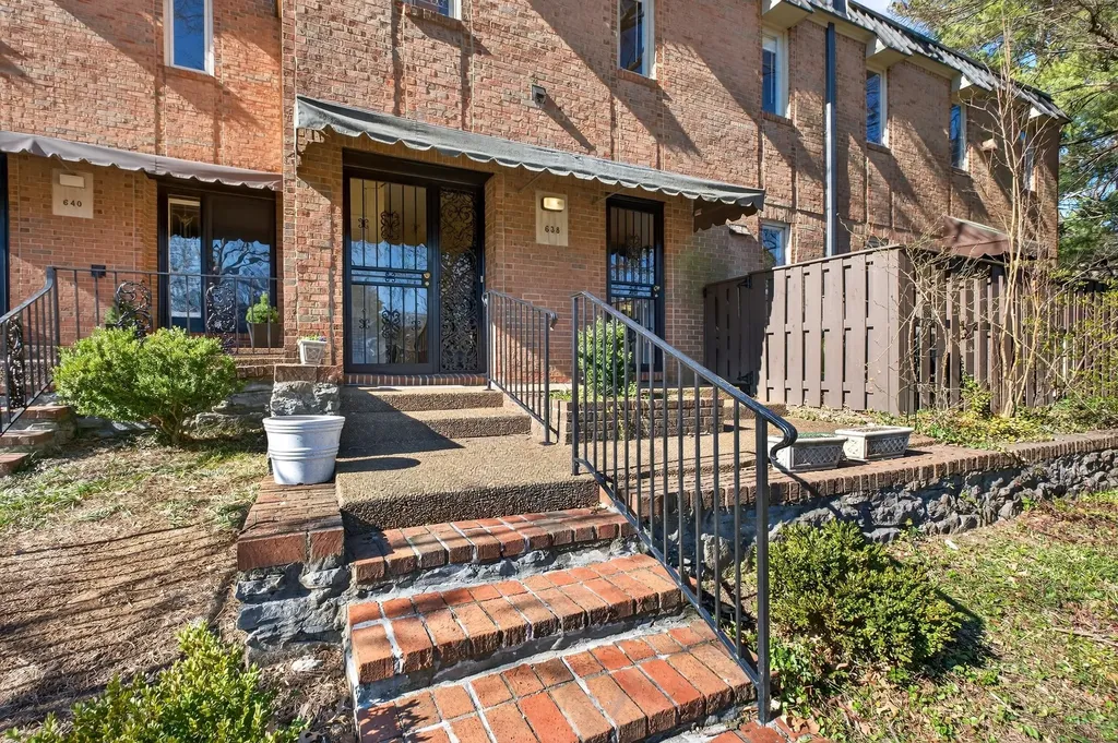 638 Timber Lane Nashville TN 37215