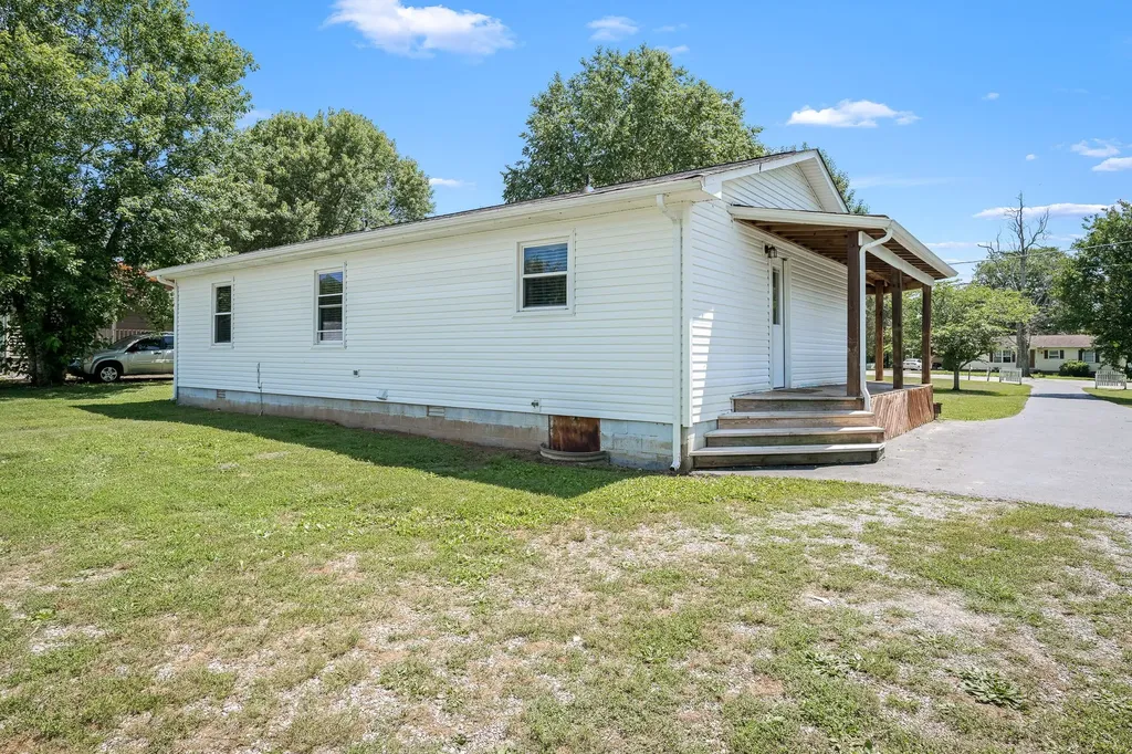 636 Warner Bridge Road Shelbyville TN 37160