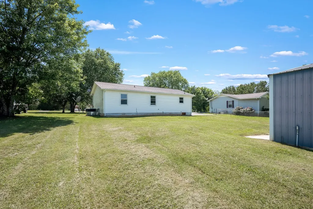 636 Warner Bridge Road Shelbyville TN 37160