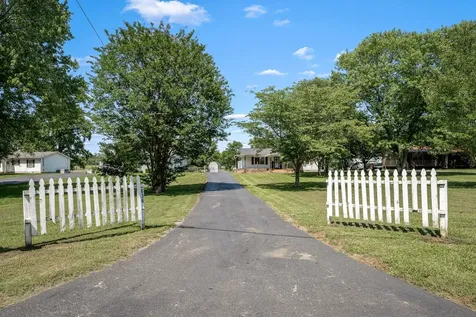 636 Warner Bridge Road Shelbyville TN 37160