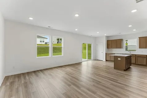 3280 Barrel Oak Pass Columbia TN 38401