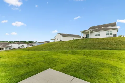 3280 Barrel Oak Pass Columbia TN 38401