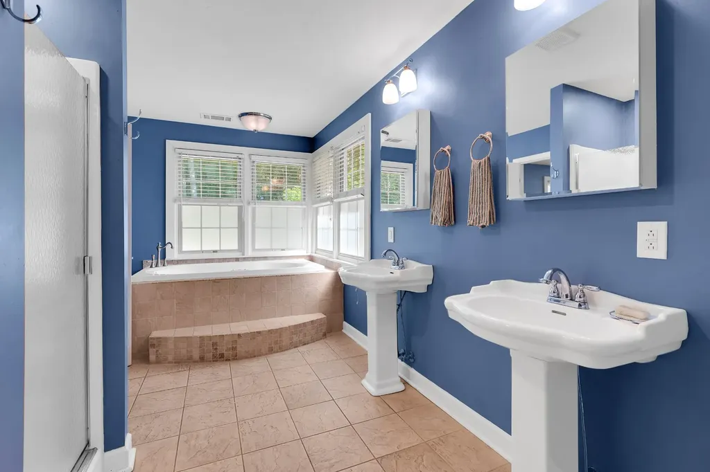 1004 Forrest Drive Tullahoma TN 37388