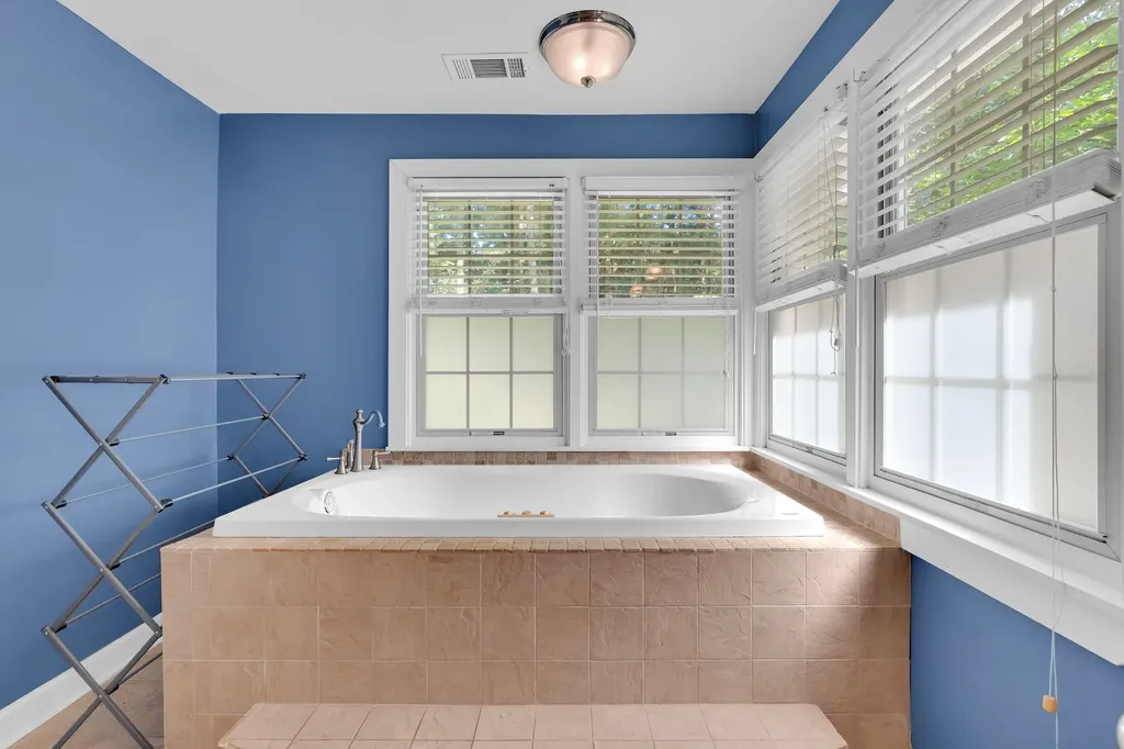 1004 Forrest Drive Tullahoma TN 37388