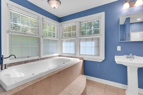 1004 Forrest Drive Tullahoma TN 37388