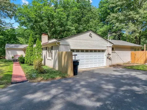 1004 Forrest Drive Tullahoma TN 37388