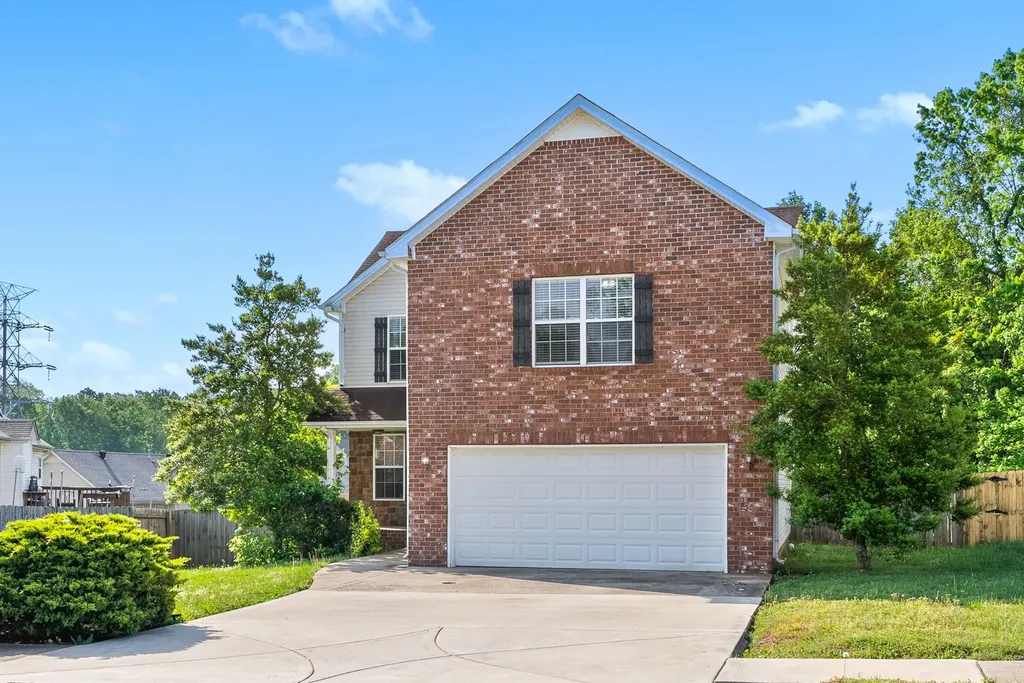 2872 Sharpie Clarksville TN 37040