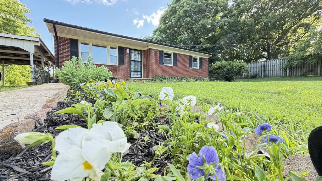 1260 Eaton Road Sparta TN 38583