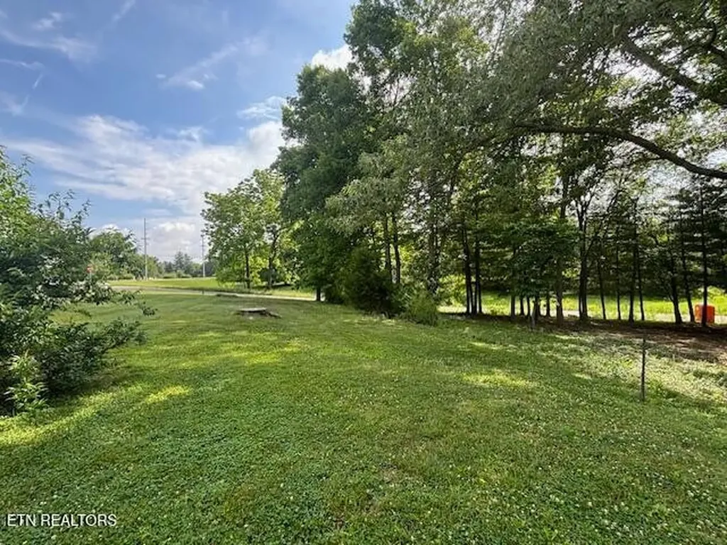 2721 Lantana Road Crossville TN 38572