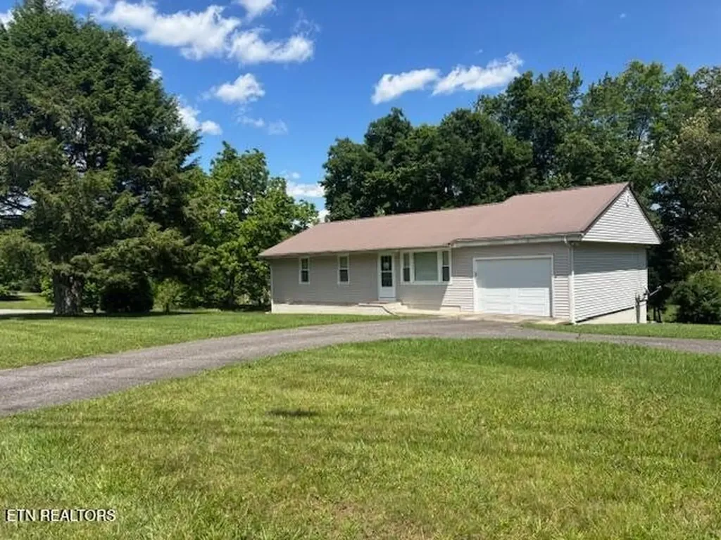 2721 Lantana Road Crossville TN 38572