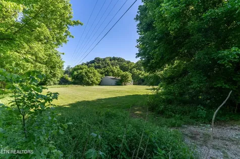 1921 Sockless Road Dandridge TN 37725