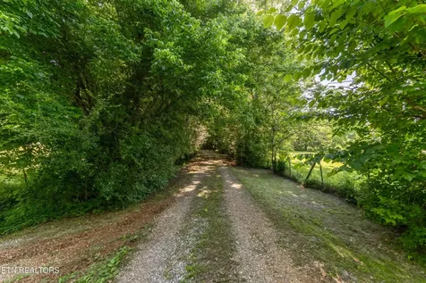 1921 Sockless Road Dandridge TN 37725