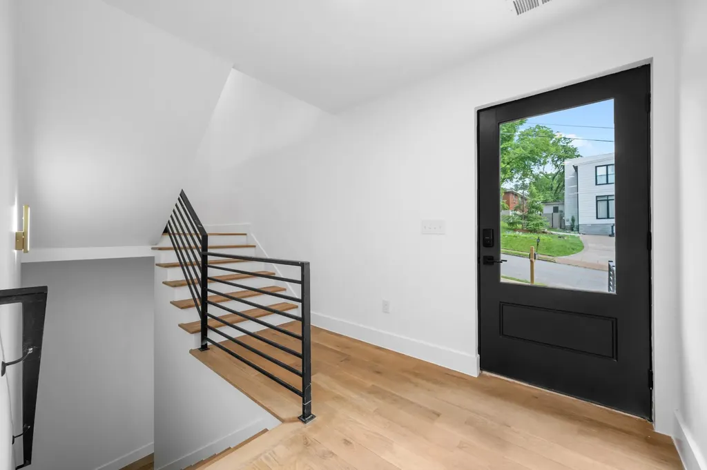 1003 Glenview Drive Nashville TN 37206