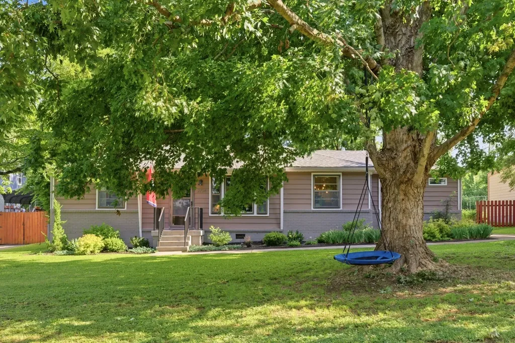 2724 Emery Drive Nashville TN 37214