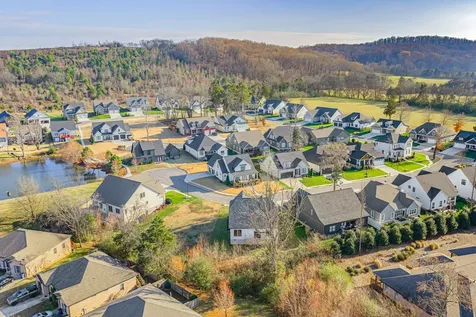 5034 Grove Park Court Cleveland TN 37312
