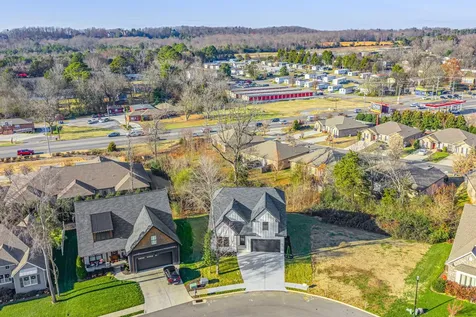 5034 Grove Park Court Cleveland TN 37312