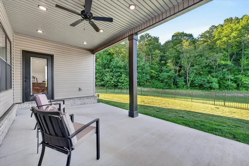 1120 Chagford Drive Clarksville TN 37043
