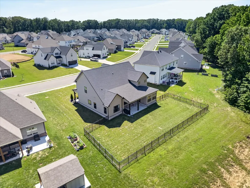 1120 Chagford Drive Clarksville TN 37043