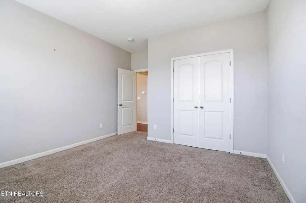 8735 Yellow Aster Road Knoxville TN 37931