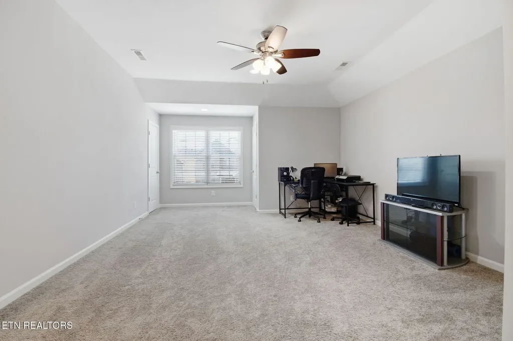 8735 Yellow Aster Road Knoxville TN 37931