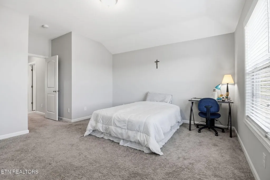 8735 Yellow Aster Road Knoxville TN 37931