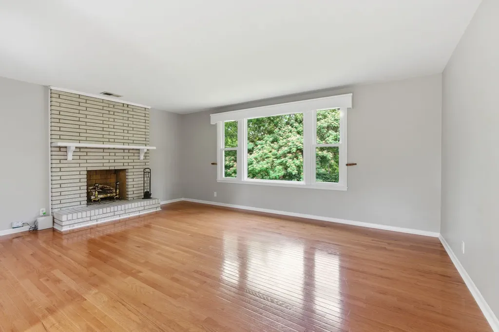 425 Glenpark Drive Nashville TN 37217