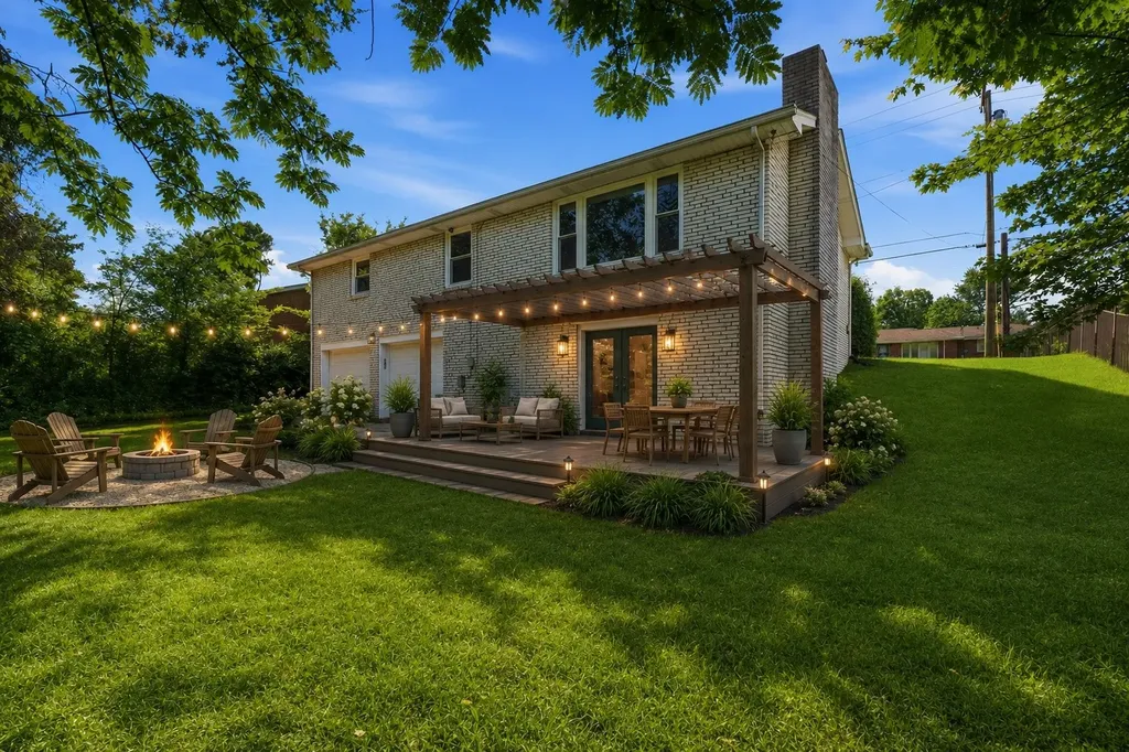 425 Glenpark Drive Nashville TN 37217