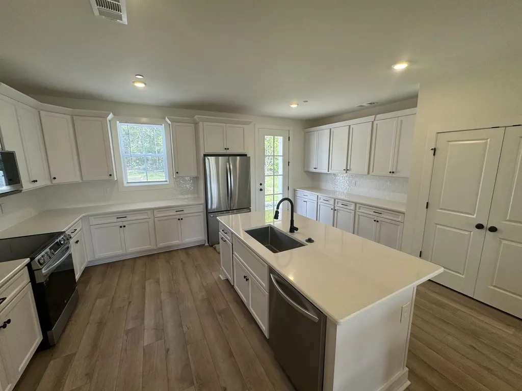 120 Nearwater Place Hendersonville TN 37075