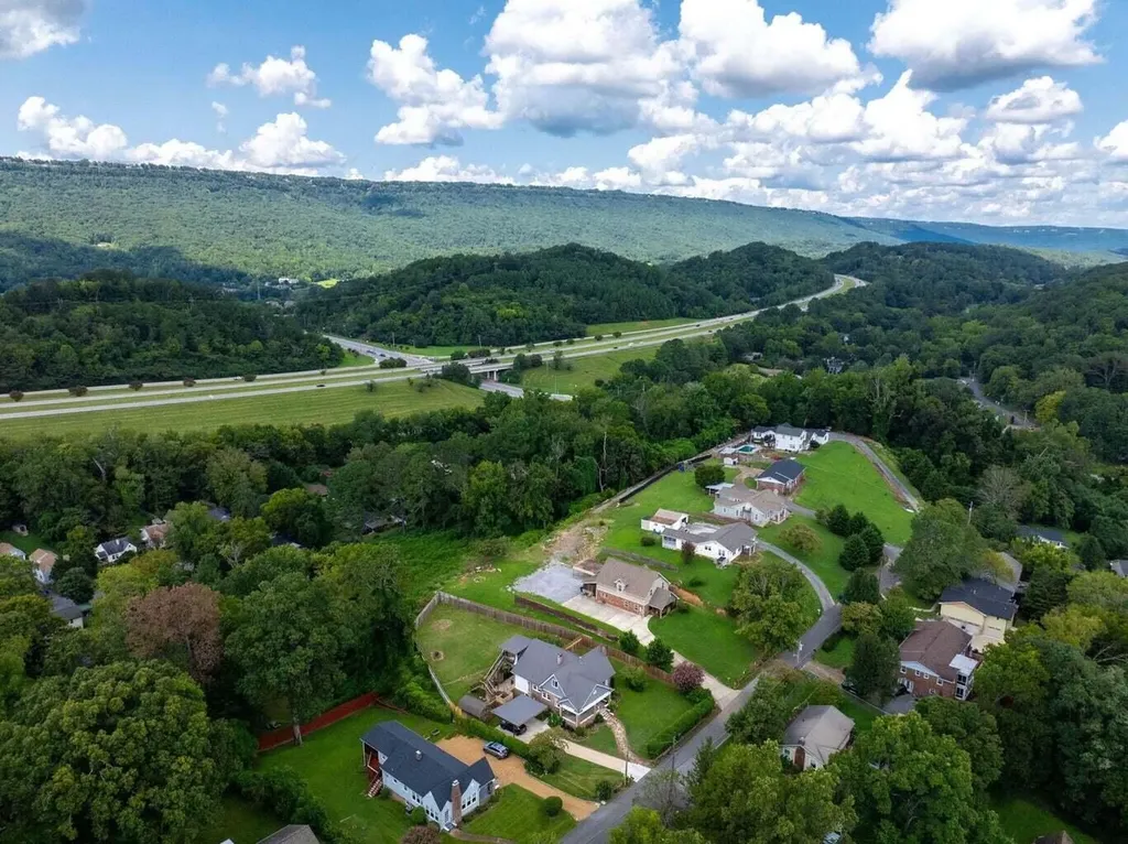 3801 Oweda Terrace Chattanooga TN 37415