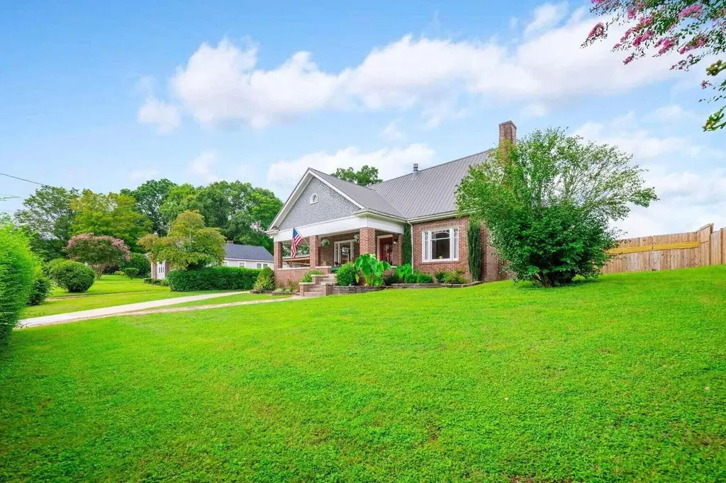 3801 Oweda Terrace Chattanooga TN 37415
