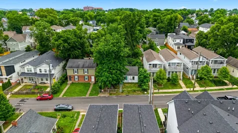 1910 15th Ave, N Nashville TN 37208