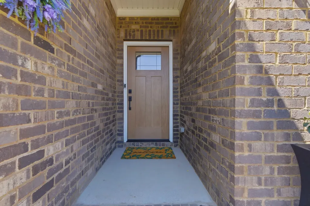4957 Riverbank Drive Hermitage TN 37076