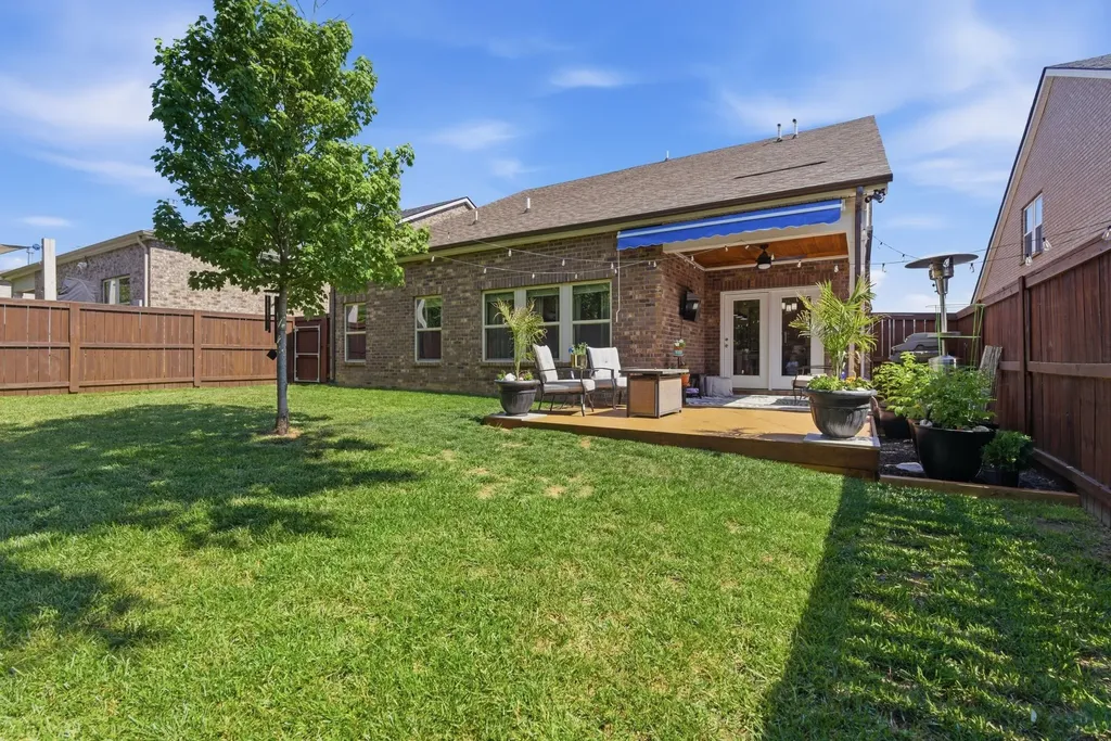 4957 Riverbank Drive Hermitage TN 37076
