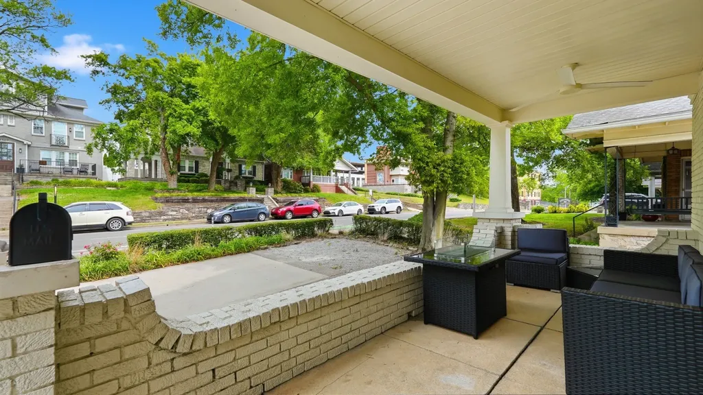 1506 17th Ave, S Nashville TN 37212